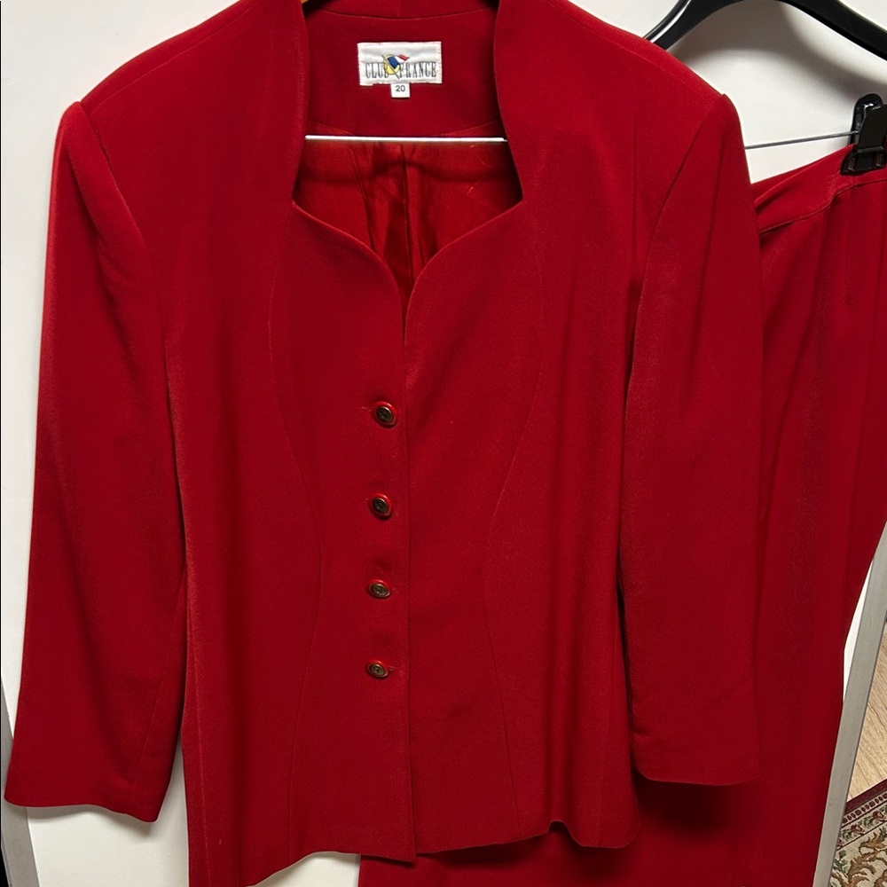 CLUB FRANCE  button down Skirt Suit.